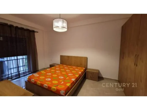 Tirane, jap me qera apartament 1+1+BLK Kati 3, 67 m² 550 Euro (hipoteka)