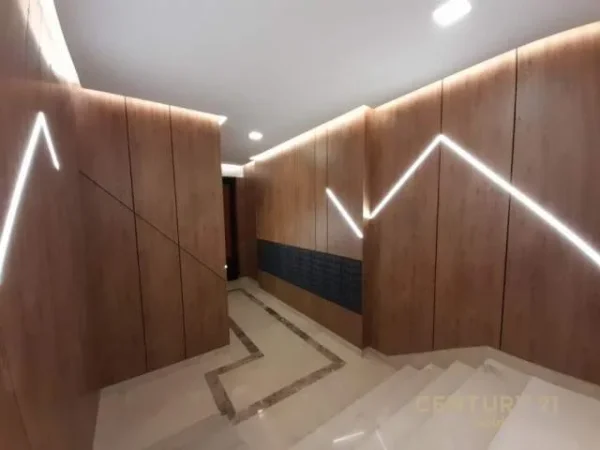 Tirane, jap me qera apartament 1+1+BLK Kati 3, 67 m² 550 Euro (hipoteka)