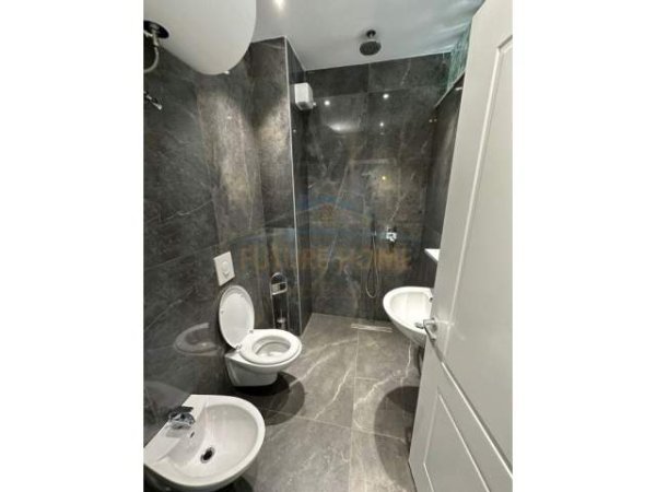 Tirane, jepet me qera apartament 2+1+BLK Kati 2, 102 m² 700 Euro (Kopshti Zoologjik)