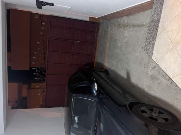 Tirane, jepet me qera shtepi 1+1 Kati 0, 60m² 20000 lek (Shaban duka)