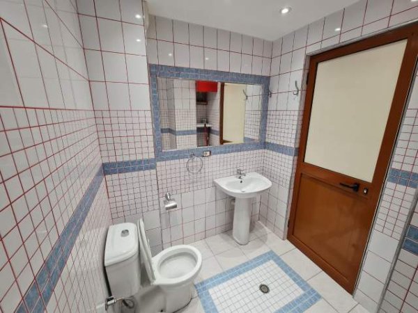 Durres, shitet apartament Kati 6, 54 m² 39.000 Euro (Prane shkolles "Bajram Curri' plazh, Durres)