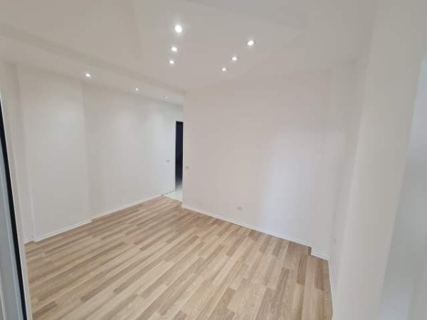 Durres, shitet apartament Kati 6, 54 m² 39.000 Euro (Prane shkolles "Bajram Curri' plazh, Durres)