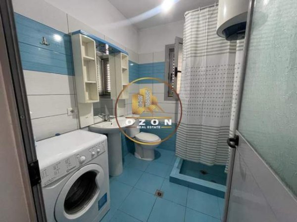 Tirane, jepet me qera apartament 1+1 Kati 1, 20 m² 250 Euro (21 DHJETORI)