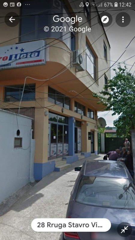 Tirane, jap me qera Lokal dyqan  70m2 500 Euro