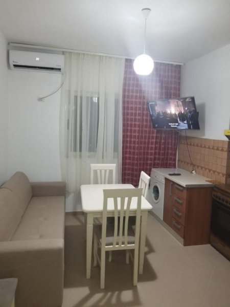 Tirane, jepet me qera apartament 2+1+BLK Kati 10, 70 m² 450 Euro (shkolla Qazim Turdiu)