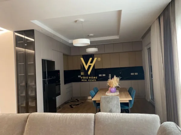 Tirane, jepet me qera apartament 3+1+Ballkon Kati 2, 173 m² 1.800 € (LIQENI I THATE)