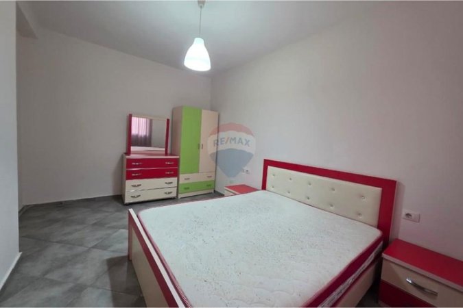 Tirane, jepet me qera apartament 1+1+Ballkon Kati 3, 72 m² 400 € (Astir (prane Bar Artisti))