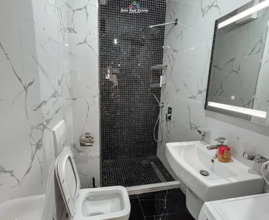 Tirane, jepet me qera apartament 1+1 Kati 6, 70 m² 520 € (prane Concord Center)