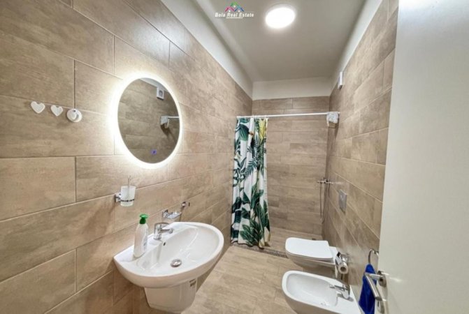 Tirane, jepet me qera apartament 2+1+Ballkon Kati 10, 85 m² 630 € (tek Kompleksi Golden Park)