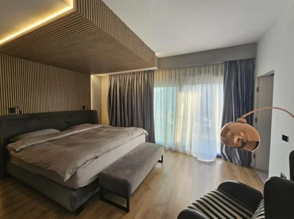 Tirane, shitet Vile , 220 m² 