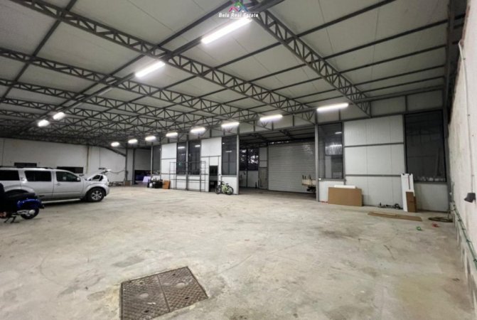 Tirane, jepet me qera magazine Kati 0, 700 m² 3.500 € (prane Profarmes)