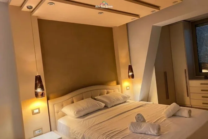 Tirane, jepet me qera apartament 2+1+Ballkon Kati 1, 96 m² 1.000 € (ne rrugen Bardhok Biba)