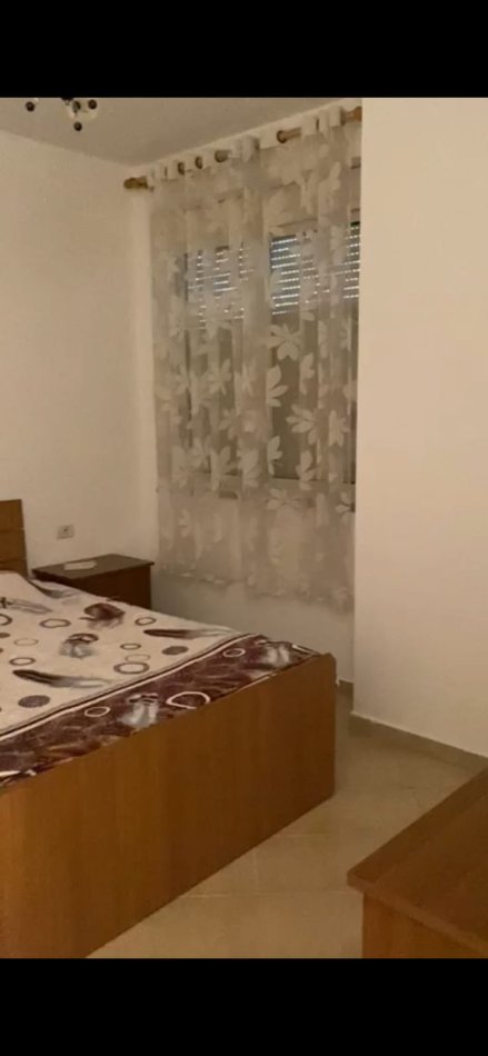 Tirane, jepet me qera apartament 2+1+Ballkon Kati 4, 106 m² 600 € (ASTIR)