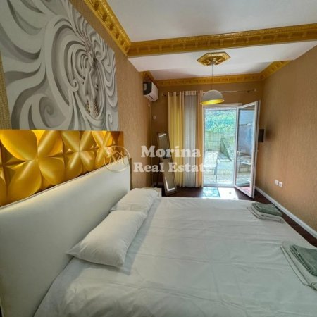 Tirane, jepet me qera apartament 2+1 Kati 1, 60 m² 750 € (Liqeni i Thate)