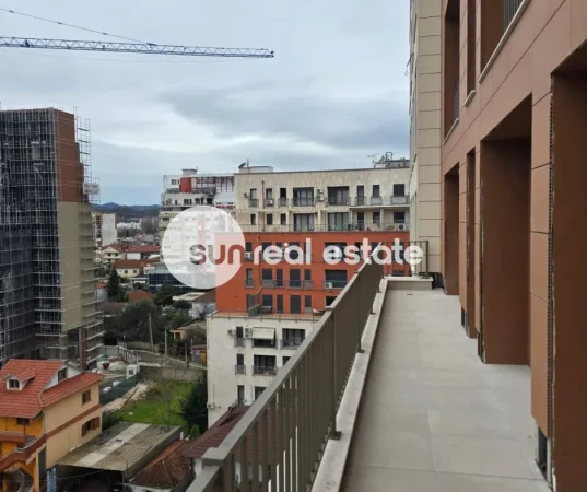 Tirane, shitet apartament 2+1+Ballkon Kati 6, 115 m² (LAPRAKE)