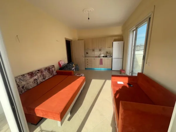 Tirane, jepet me qera apartament 1+1+Ballkon Kati 8, 70 m² 350 € (përballë American 3)