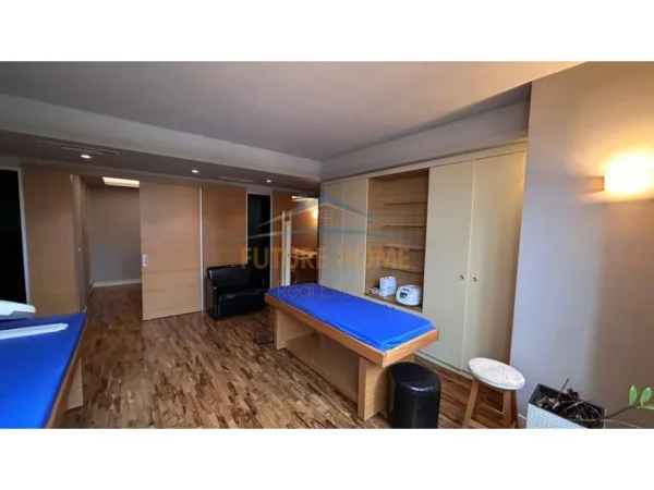 Tirane, shitet apartament 2+1+Ballkon Kati 1, 118 m² 195.000 € (Rruga Ferit Xhajko,Tiranë.)