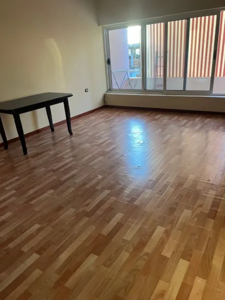 Tirane, jepet me qera shtepi 2+1 Kati 2, 120 m² 400 € (Kodra e Priftit)