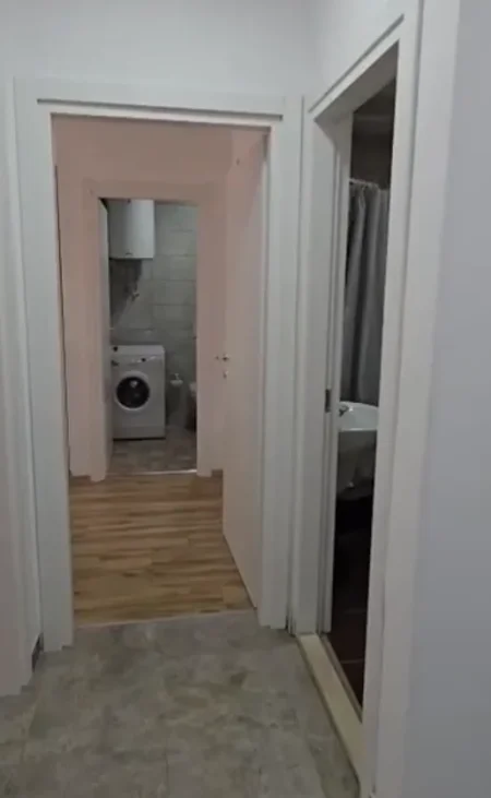 Tirane, jepet me qera apartament 2+1 Kati 3, 100 m² 650 € (fiori di bosko)