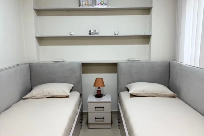 Tirane, jepet me qera garsonier 1+1 Kati 3, 43 m² 465 € (Rruga Dritan Hoxha)