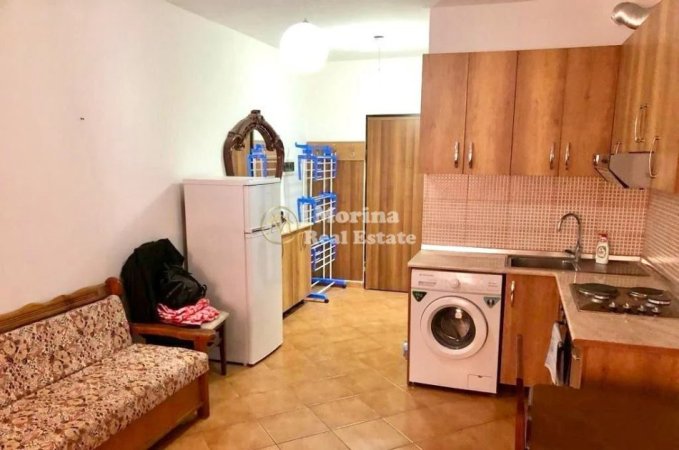 Tirane, jepet me qera garsonier Kati 2, 35 m² 550 € (Liqeni Artificial)
