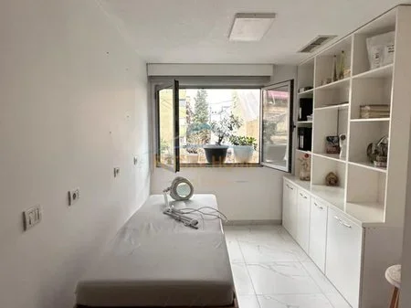 Tirane, shitet apartament 3+1 Kati 1, 118 m² 195.000 € (FERIT XHAJKO,5 MAJI)