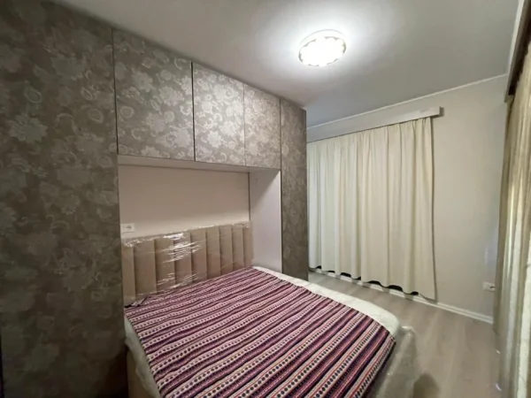 Tirane, shes apartament 3+1+Aneks+Ballkon Kati 4, 300.000 € (Ish Tregu Elektrik)