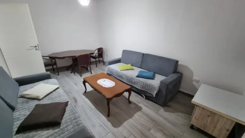 Tirane, jepet me qera apartament 1+1 Kati 5, 70 m² 550 € (Supermarket Viva Don Bosko)