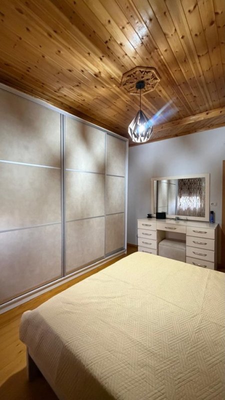 Gjirokaster, jepet me qera shtepi 2+1+Ballkon Kati 2, 100 m² 499 € (Lagjja Varosh)