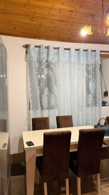 Gjirokaster, jepet me qera shtepi 2+1+Ballkon Kati 2, 100 m² 499 € (Lagjja Varosh)