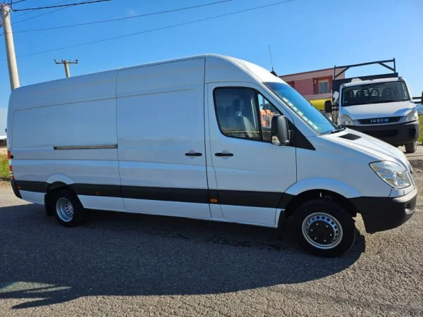 Kavaje, shes Furgon 2013 Mercedes-Benz Sprinter 2.2 CDI 3.5 Ton - Full Opsion Nafte, e bardhë manuale Kondicioner 15.500 €