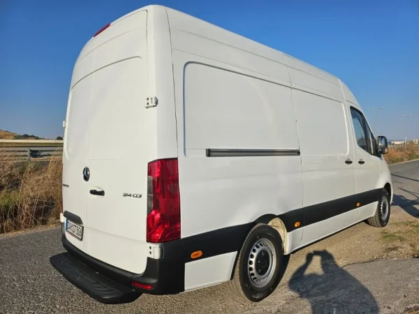 Kavaje, shes Furgon 2019 Mercedes-Benz Sprinter 314 CDI Euro 6 - Gjendje Super Nafte, e bardhë manuale Kondicioner 230.000 km