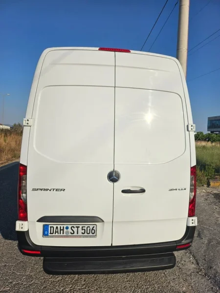 Kavaje, shes Furgon 2019 Mercedes-Benz Sprinter 314 CDI Euro 6 - Gjendje Super Nafte, e bardhë manuale Kondicioner 230.000 km