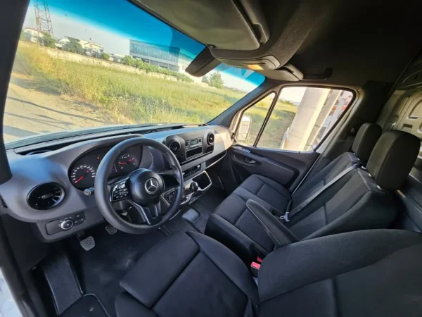 Kavaje, shes Furgon 2019 Mercedes-Benz Sprinter 314 CDI Euro 6 - Gjendje Super Nafte, e bardhë manuale Kondicioner 230.000 km