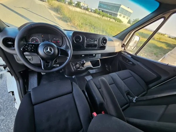 Kavaje, shes Furgon 2019 Mercedes-Benz Sprinter 314 CDI Euro 6 - Gjendje Super Nafte, e bardhë manuale Kondicioner 230.000 km