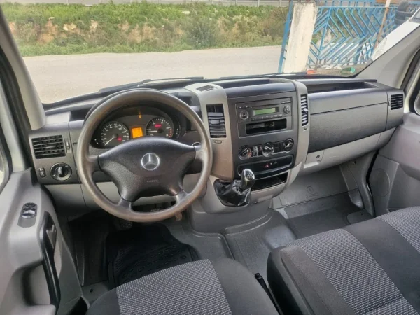 Kavaje, shes Kamioncine 2013 Mercedes-Benz Sprinter 316 CDI 163 KF 206.000 Km Nafte, gri e erret manuale Kondicioner