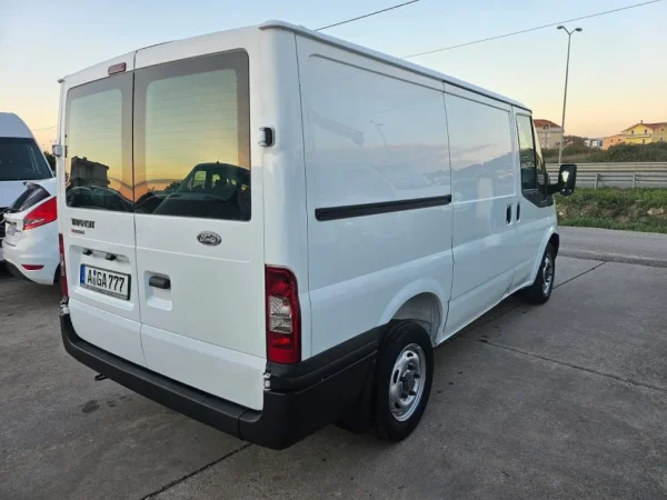 Kavaje, shes Furgon 2012 Ford Transit 2.2 TDCi 240.000 km Nafte, e bardhë manuale Kondicioner 240.000 km