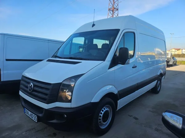 Kavaje, shes Furgon 2012 VW Crafter 2.0 TDI - 210.000 Km Nafte, e bardhë manuale Kondicioner 210.000 km 1 €