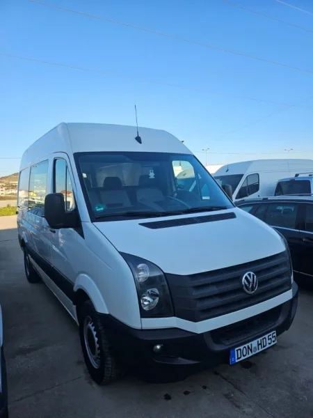 Kavaje, shes Furgon 2012 VW Crafter 2.0 TDI - 210.000 Km Nafte, e bardhë manuale Kondicioner 210.000 km 1 €
