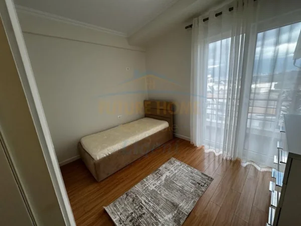 Tirane, shitet apartament 2+1+Ballkon Kati 7, 98 m² 203.000 € (LIQENI THATE)