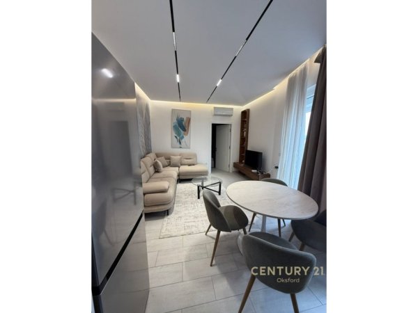 Tirane, shes apartament 2+1 Kati 9, 57 m² 200.000 € (River Rezidence)