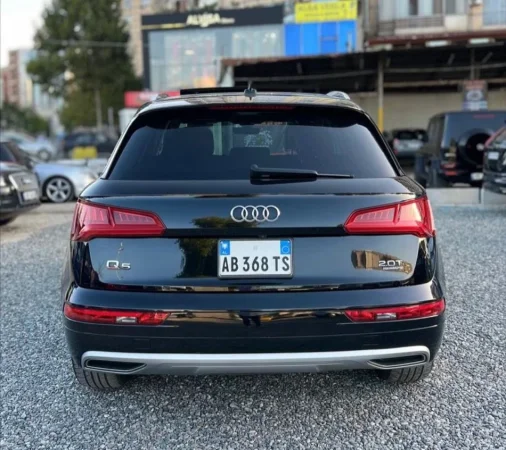 Shes Audi Q5 Benzin, 18.000 €