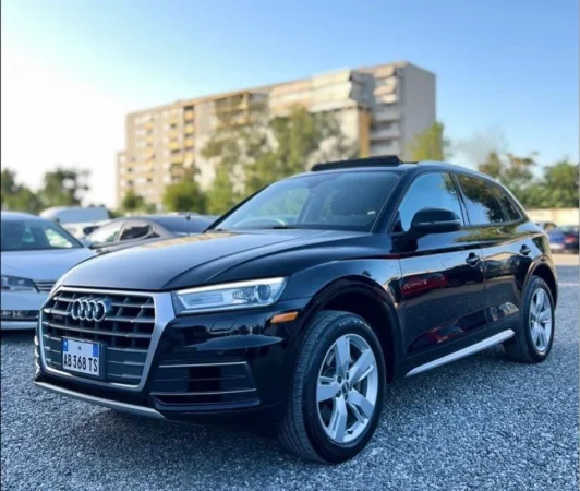 Shes Audi Q5 Benzin, 18.000 €