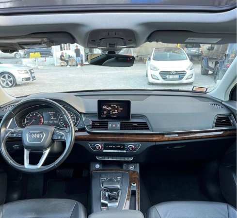 Shes Audi Q5 Benzin, 18.000 €