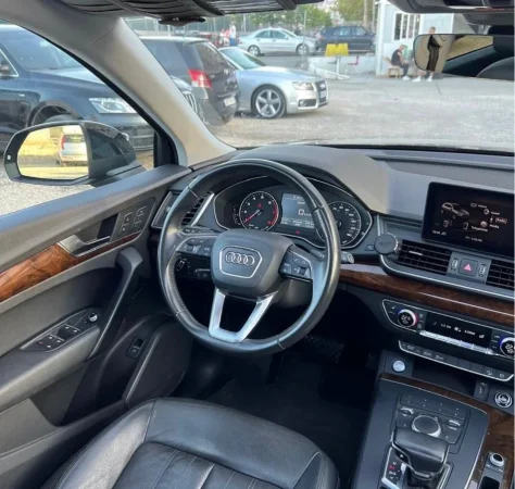 Shes Audi Q5 Benzin, 18.000 €