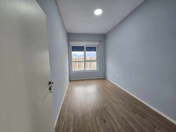 Tirane, jap me qera apartament 2+1+Aneks+Ballkon Kati 7, 100 m² 35.000leke Ali Demi , Kompleksi Mangalem 21