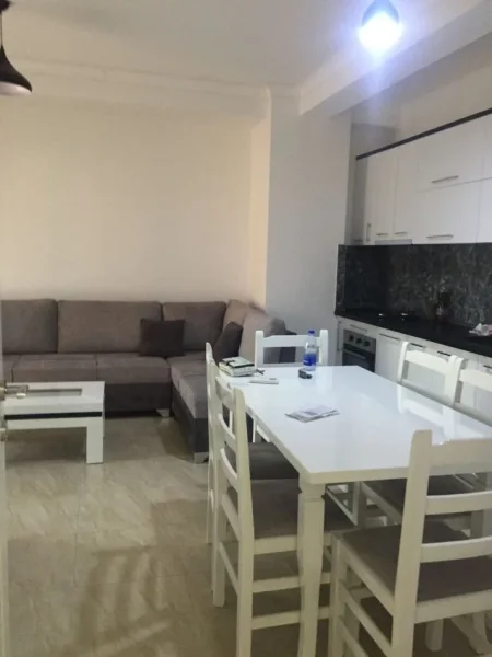 Tirane, jepet me qera apartament 1+1+Ballkon Kati 4, 60 m² 500 € (ASTIR sima com)