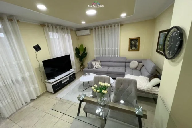 Tirane, jepet me qera apartament 1+1 , 70 m² 620 € (Bulevardi Gjergj Fishta)