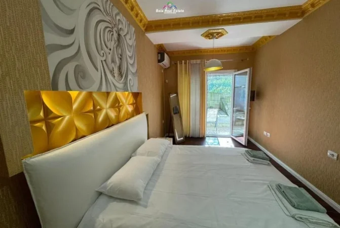 Tirane, jepet me qera apartament 2+1 Kati 1, 130 m² 780 € (Rruga Hamdi Garunja)