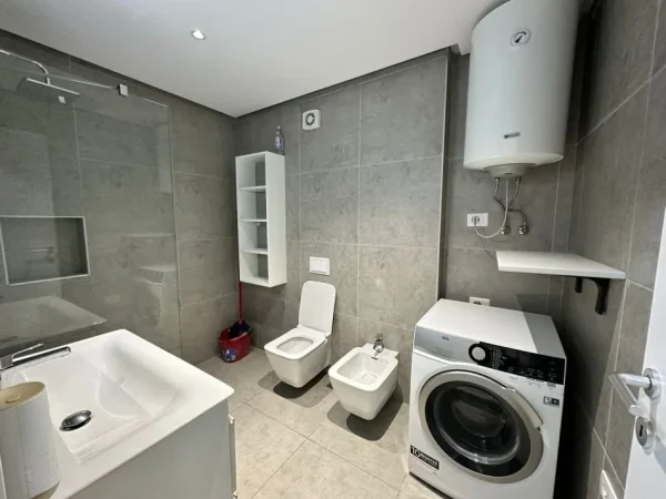 Tirane, shitet apartament 1+1 Kati 3, 65 m² 162.000 € (Don Bosko)